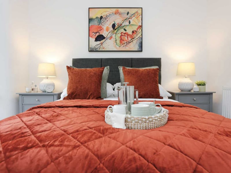 Bedroom staging to sell