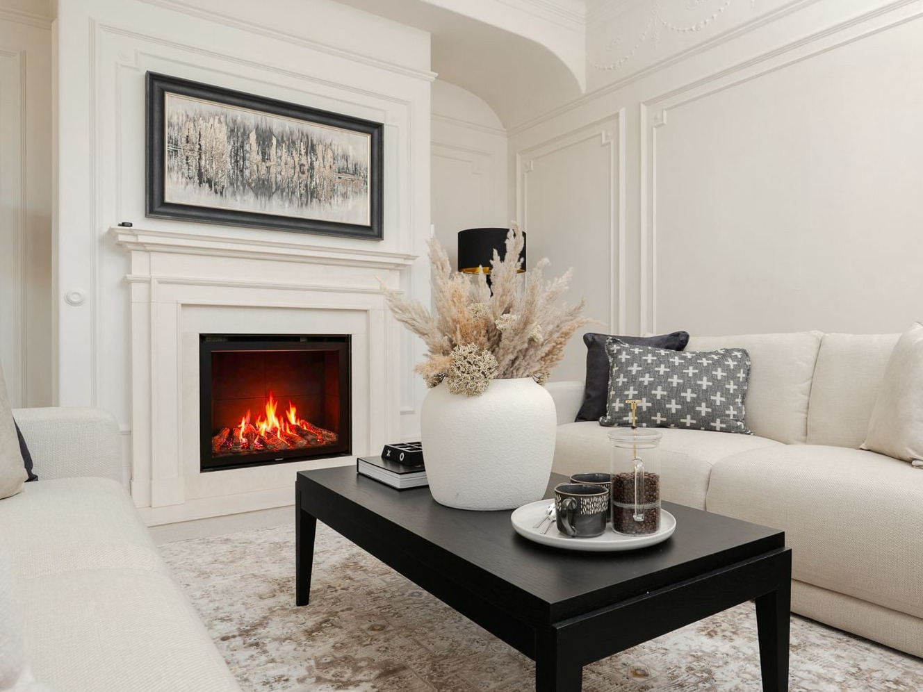 Lounge staged to sell with furniture rental